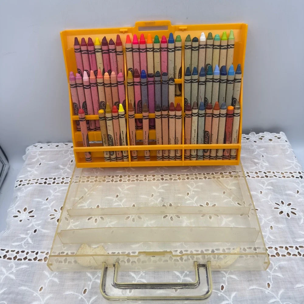Vintage Crayola 72 Yellow Plastic Carrying Case Crayon Set Binney & Smith Retro